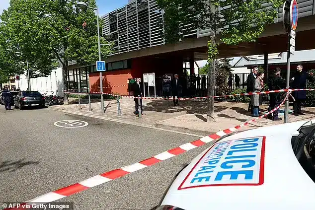 Kaksi lasta haavoittui puukotuksessa Ranskassa