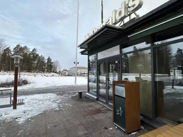 Nuori nainen surmattu Helsingin McDonald'sissa